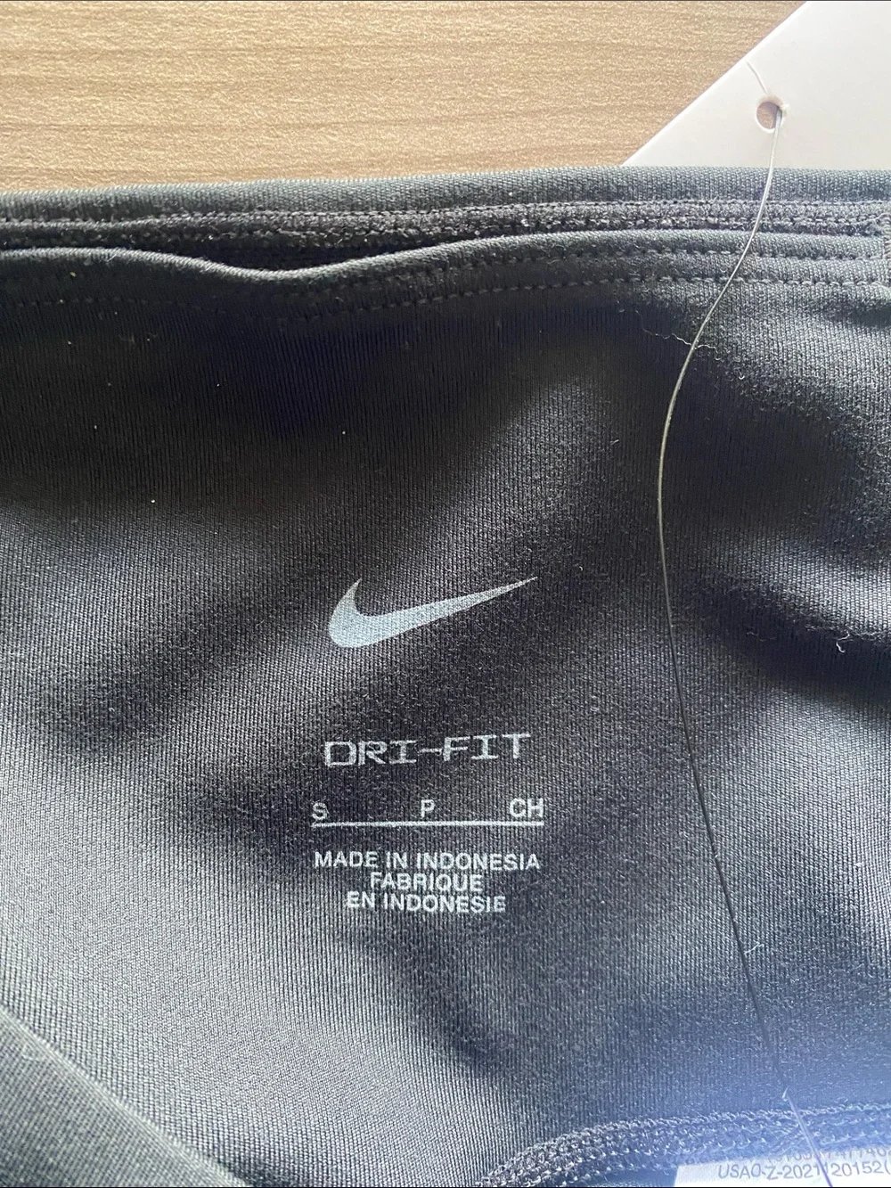 Nike Black Leggings with White Swoosh - Picture 3 of 8